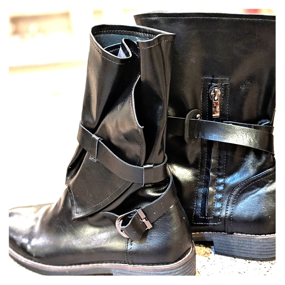 Rockin' boots w/combat features